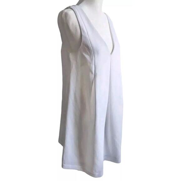 BCBG White Crepe Shift Dress XS Women A Line Sleeveless Cutout Mod VNeck Swing - Picture 3 of 16
